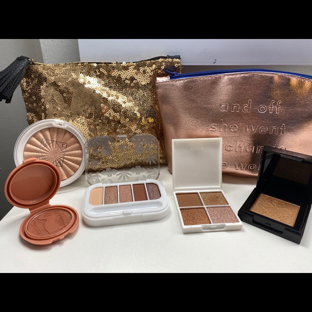 Makeup Bundle - Picture 2 of 3